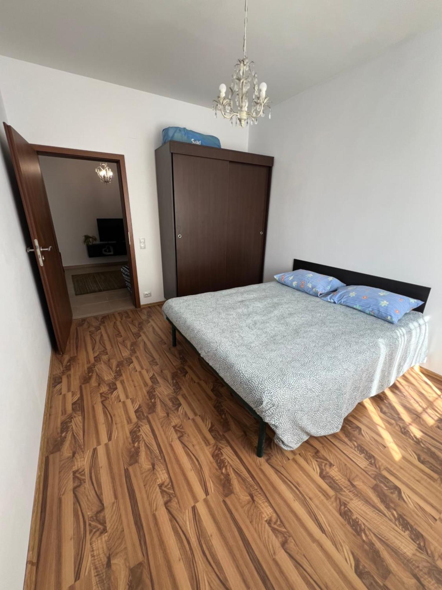 Ovidius Apartament Cisnadie ภายนอก รูปภาพ